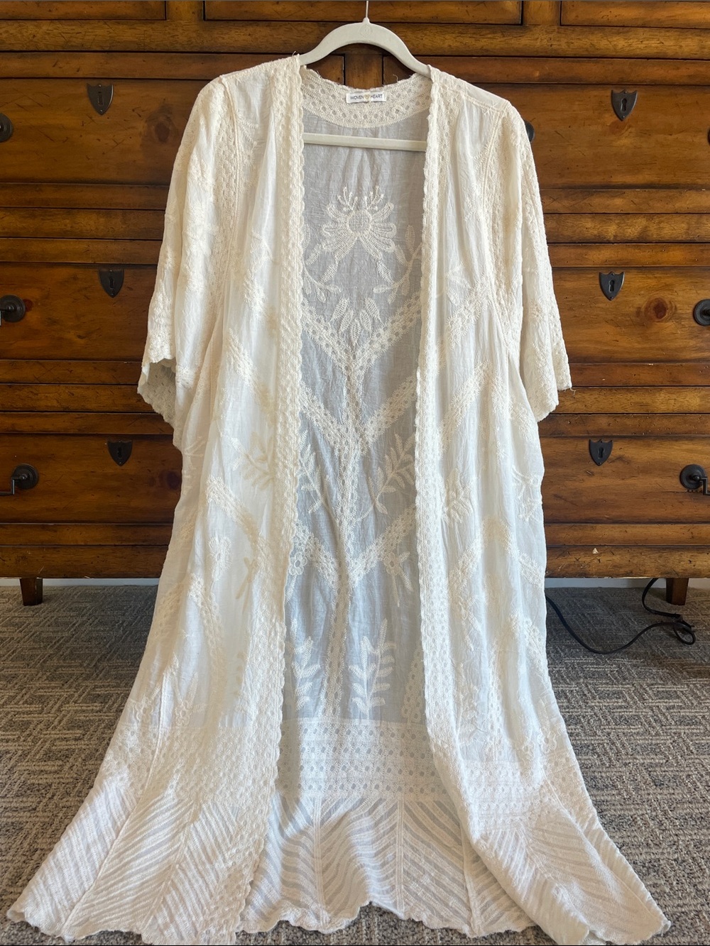 WOVEN HEART cream embroidered kimono.